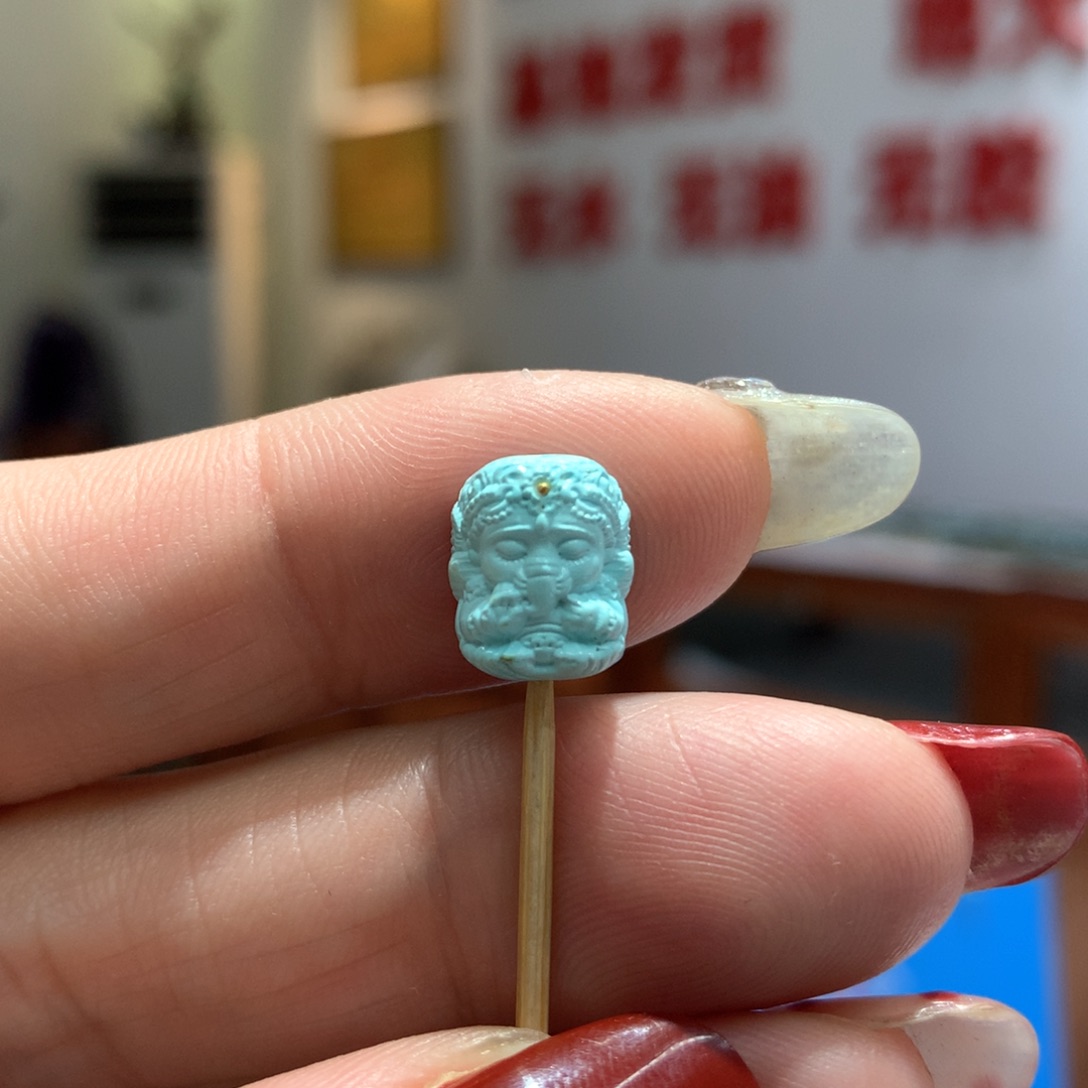 绿松石配饰未镶嵌