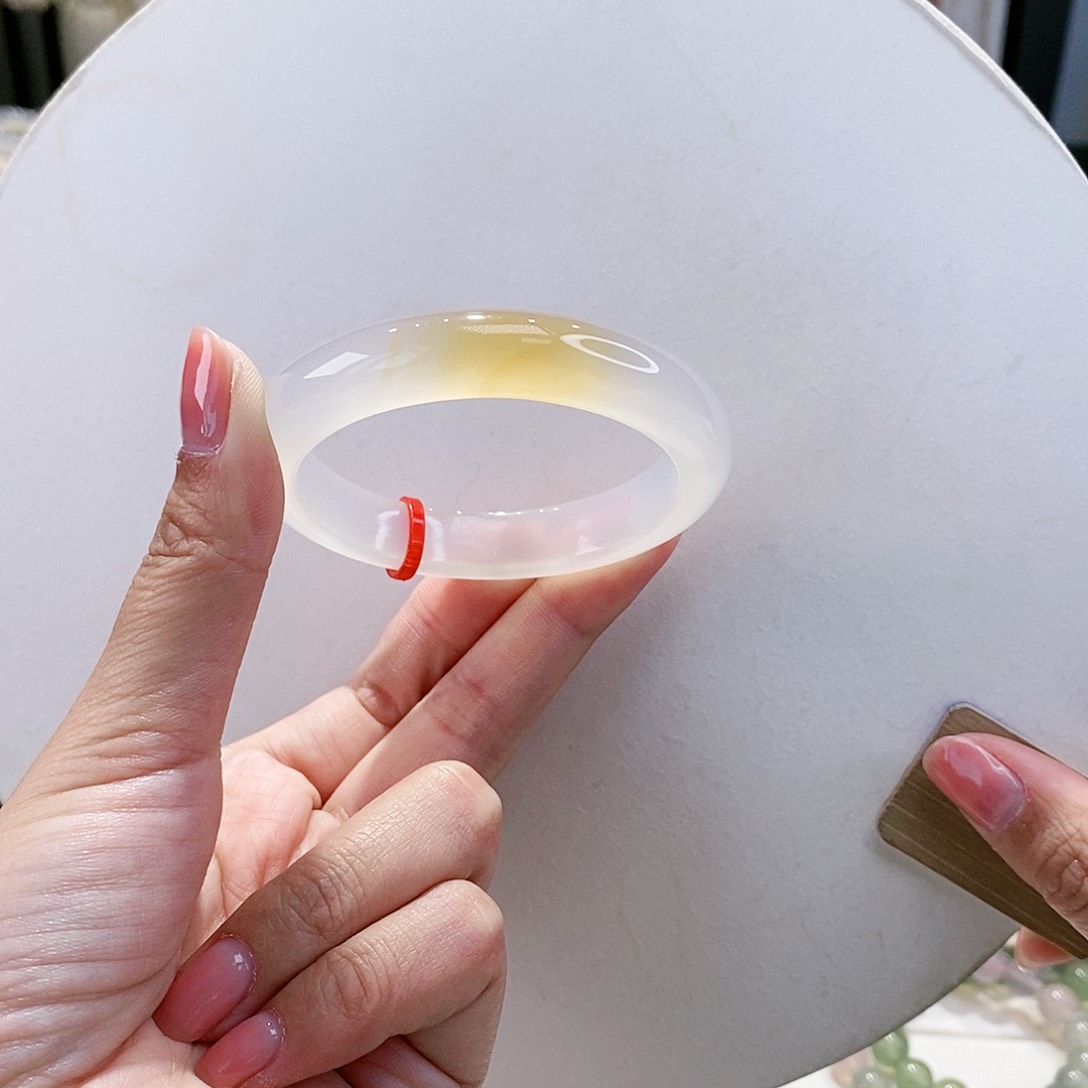 手镯玛瑙/玉髓未镶嵌52.5