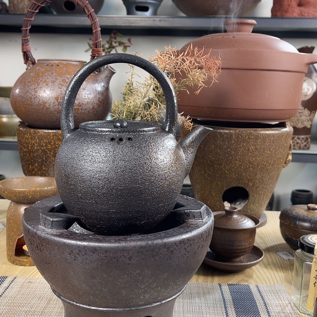 紫砂粗陶实用砂锅