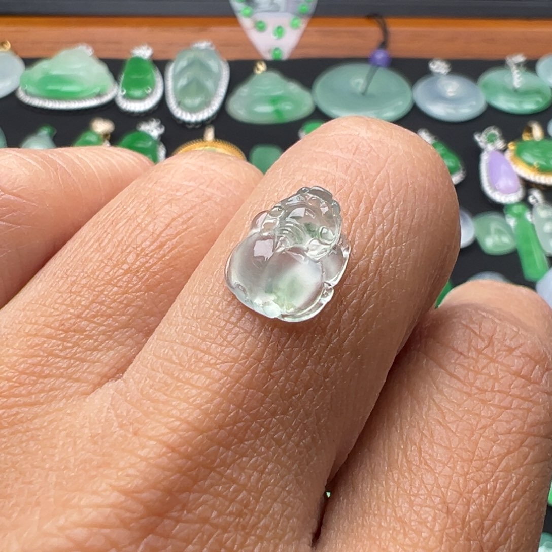 翡翠颈饰未镶嵌貔貅10