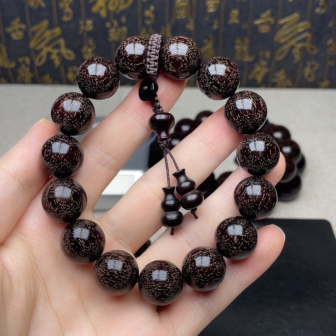 檀香紫檀（小叶紫檀）1.5 15颗 高油密爆满金星