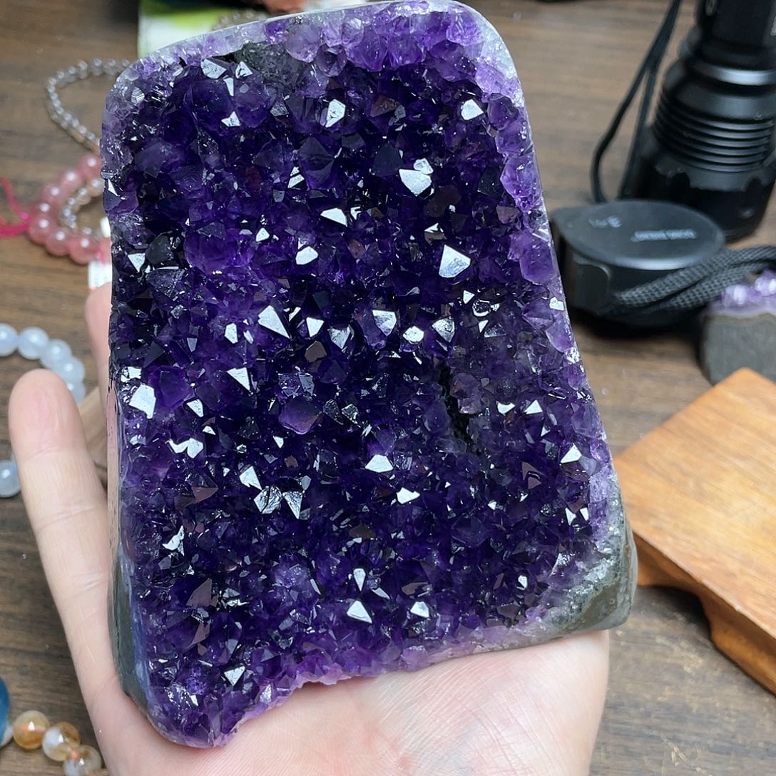 紫晶大型摆件（非配饰）未镶嵌