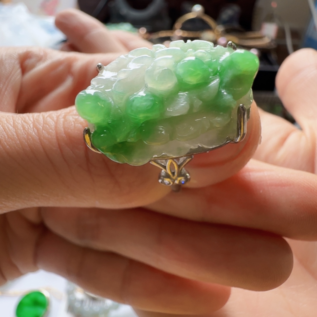 是***啊翡翠未镶嵌手镯翡翠150