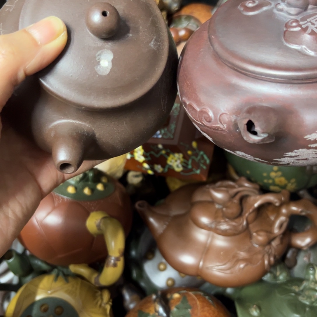 紫砂茶壶紫砂壶泡茶。瑕疵