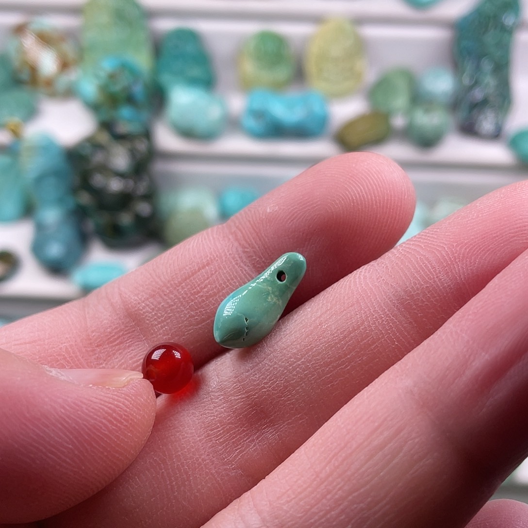 南红玛瑙未镶嵌颈饰