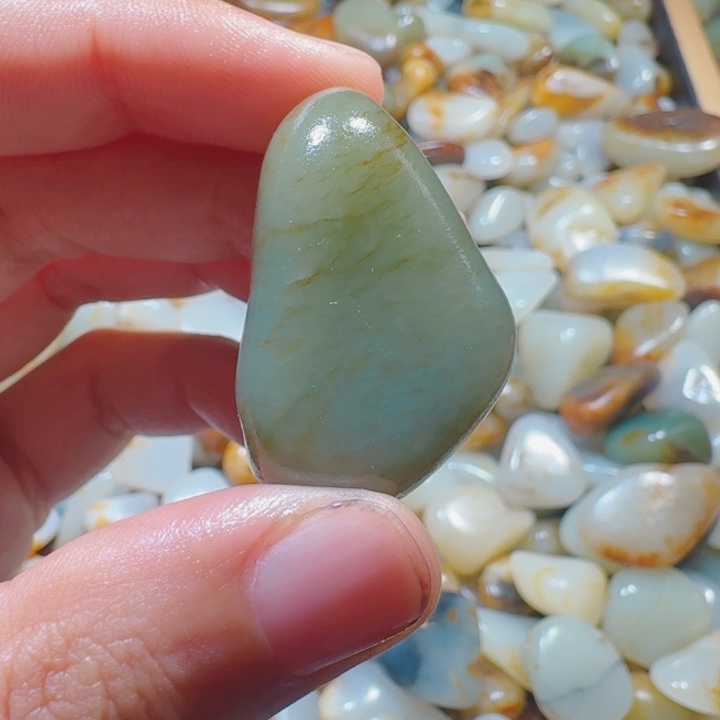 和田玉未镶嵌挂件25克