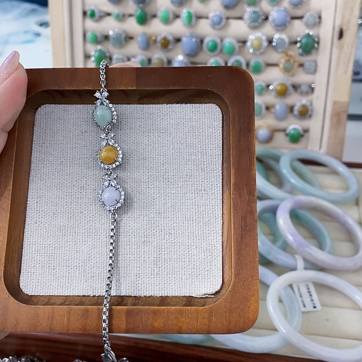 翡翠未镶嵌颈饰天然翡翠Ａ货