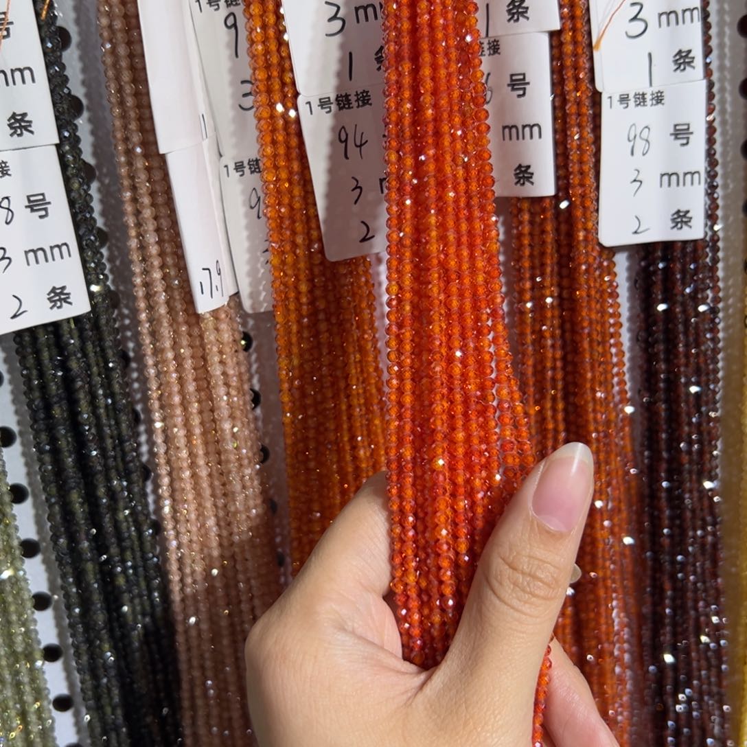 锆石非金属亮橘红锆石卡三三条