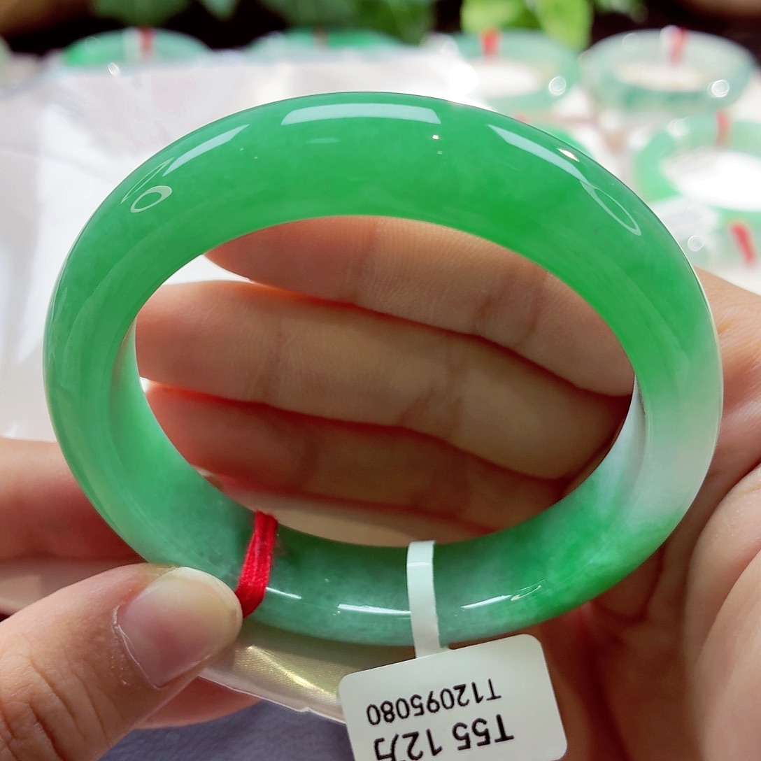 翡翠未镶嵌手镯细糯化胶正阳绿68-13
