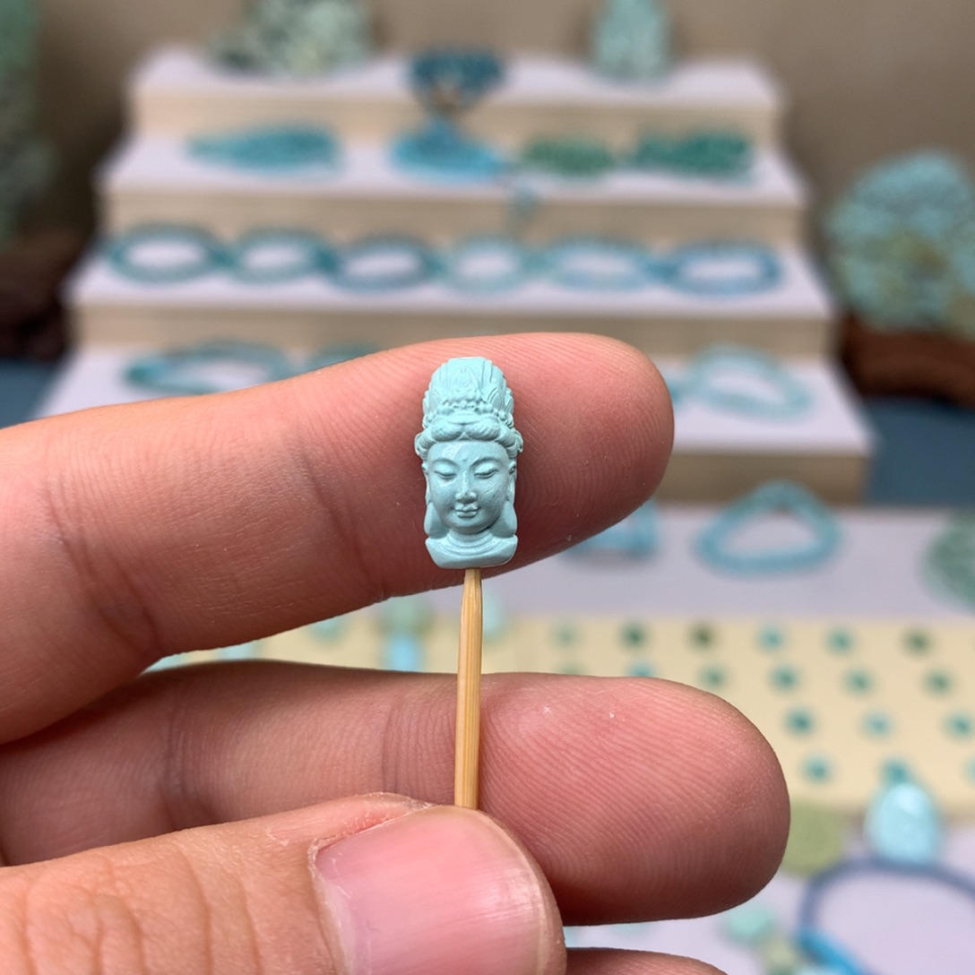 绿松石配饰未镶嵌