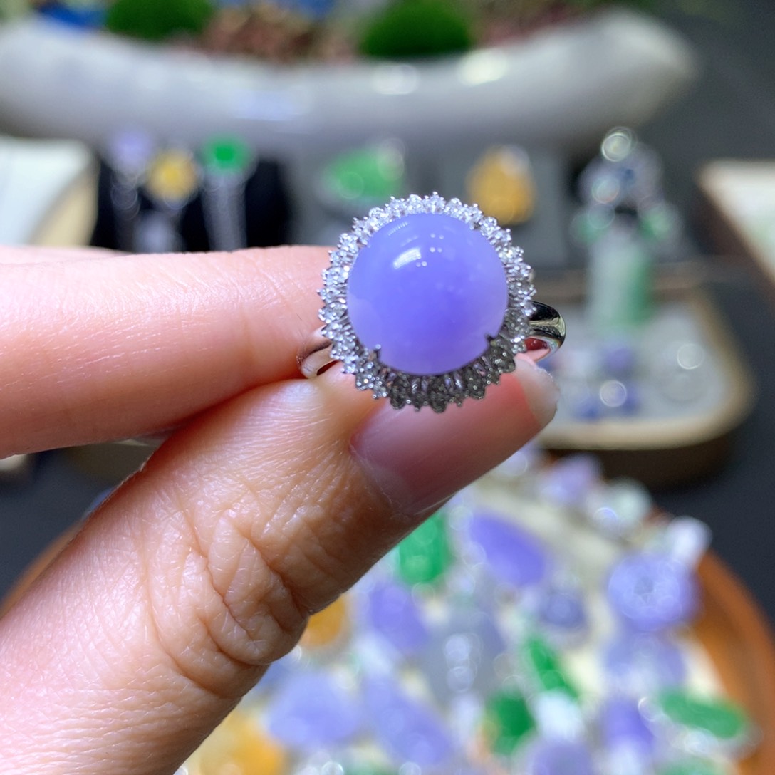 【闪购商品】翡翠颈饰18K金镶嵌翡翠吊坠项链