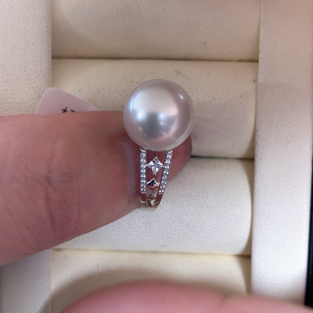 海水珍珠戒指18K金镶嵌