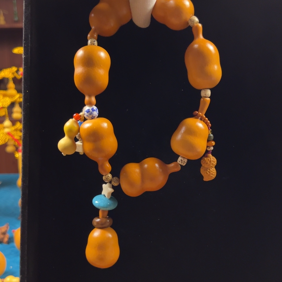 四***?不用去想那些人了