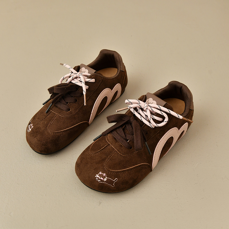 2025新款轻便休闲面包鞋跑道女子小道增高保暖阔腿裤必备鞋