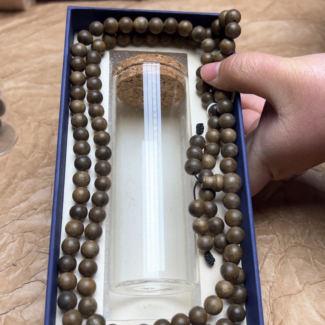 大叶紫檀（黑酸枝木类）