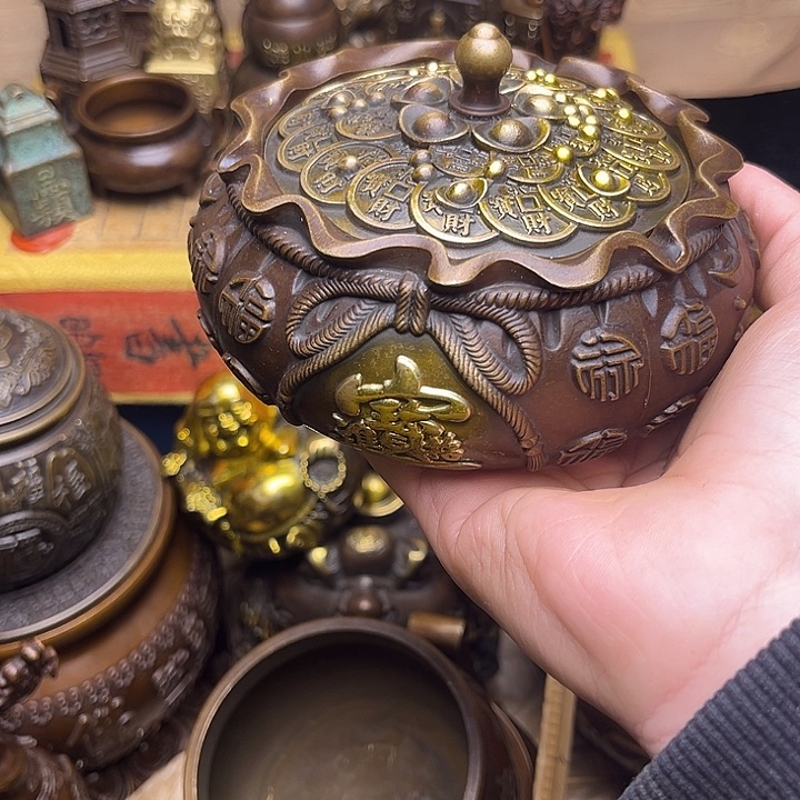 精美铜器点击下单