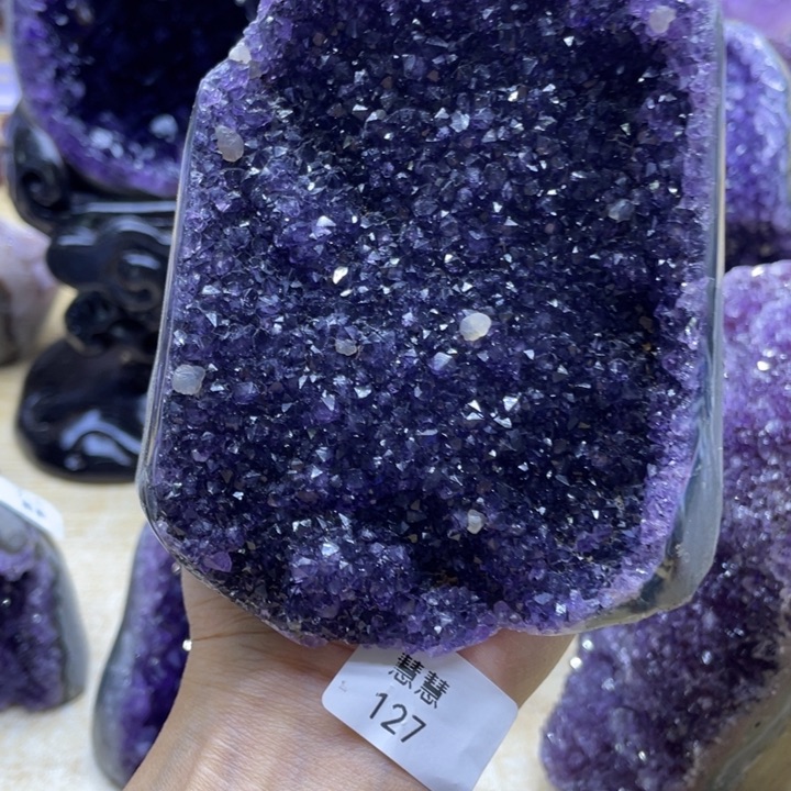 未镶嵌水晶大型摆件（非配饰）