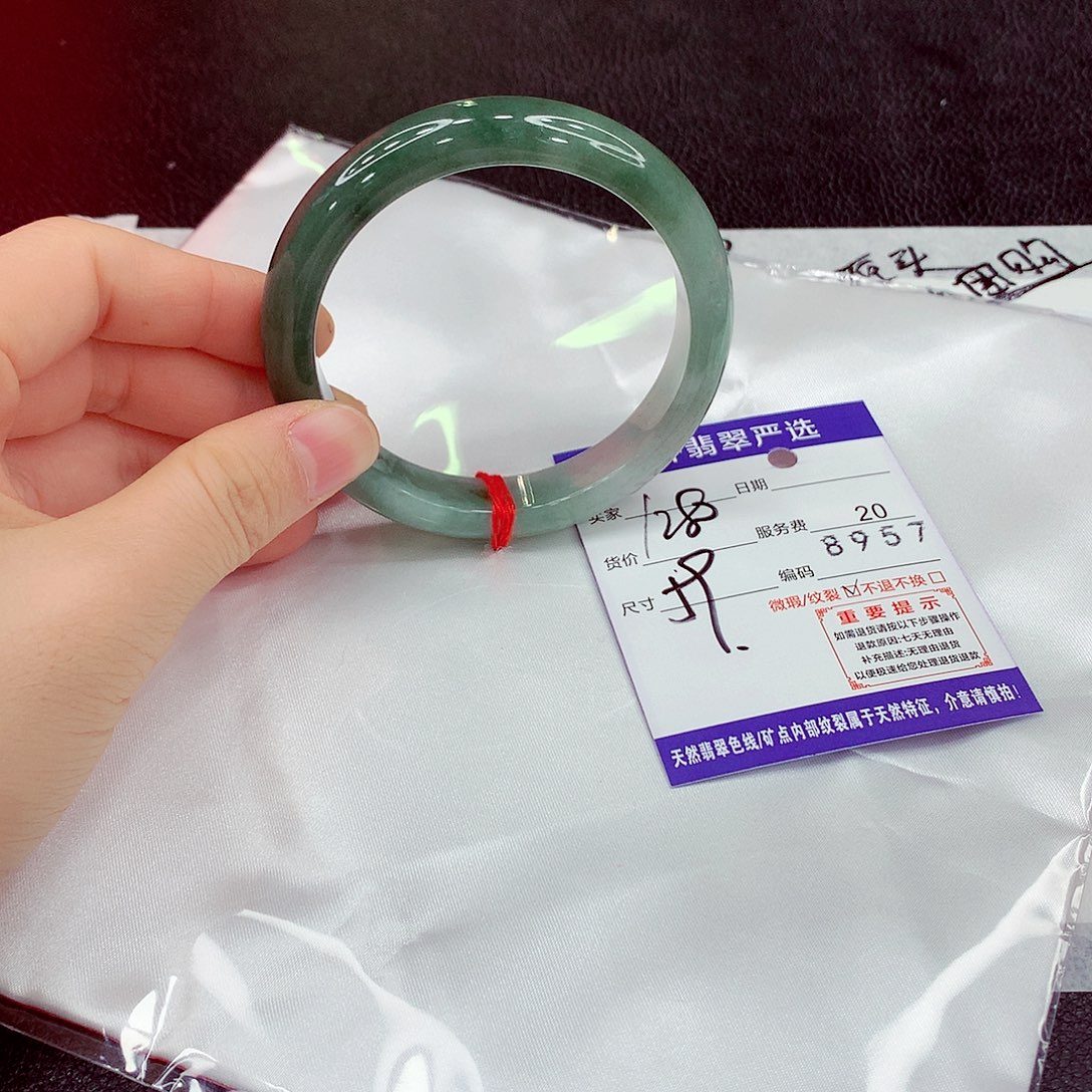 翡翠未镶嵌手镯Qqq