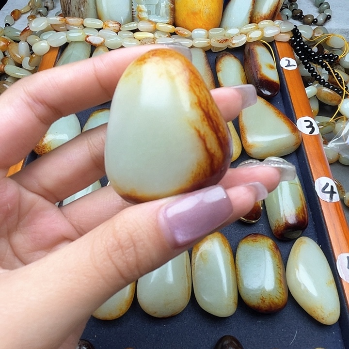 和田玉颈饰未镶嵌@***方