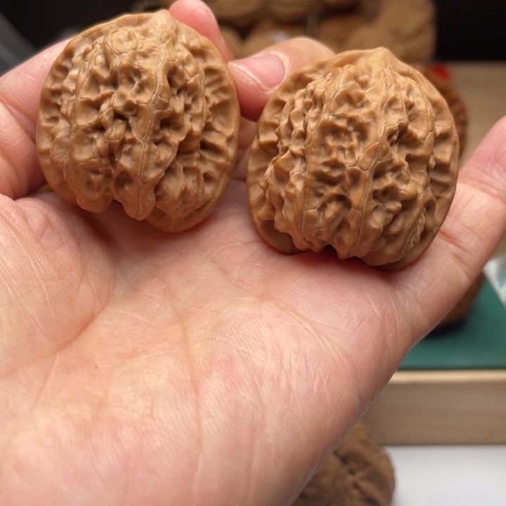 文玩核桃吊坠37全品磐石