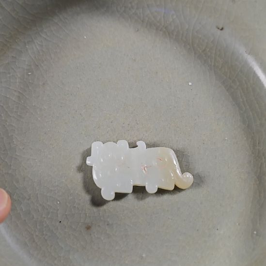 和田玉（糖玉）未镶嵌颈饰