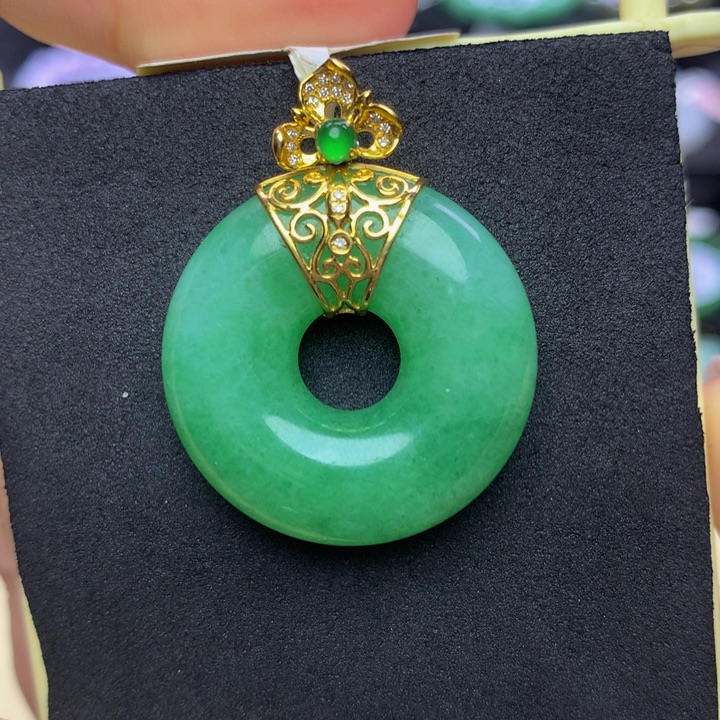 翡翠手链18K金镶嵌翡翠