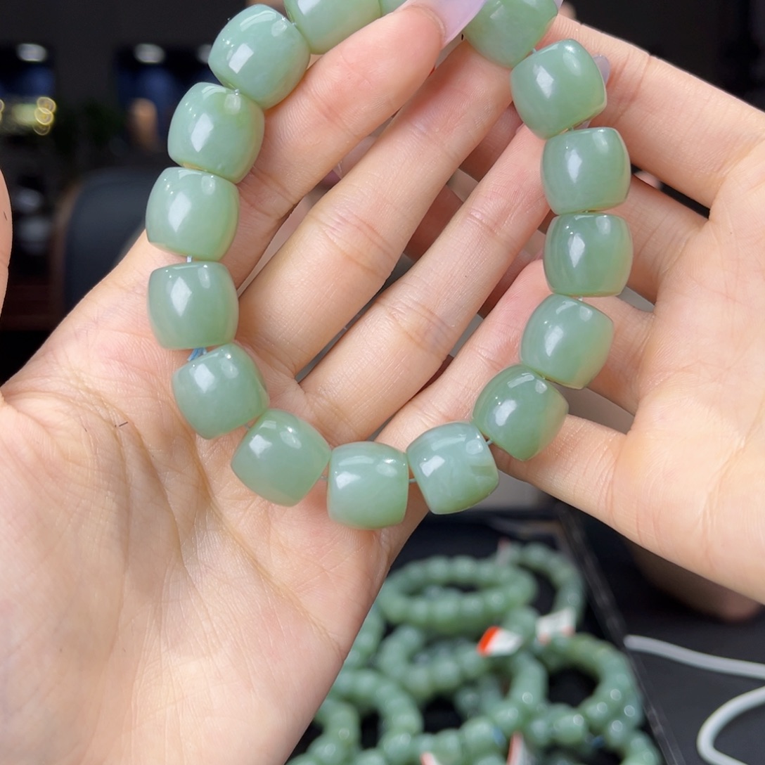 未镶嵌手链和田玉天然和田玉新疆且末天空蓝14