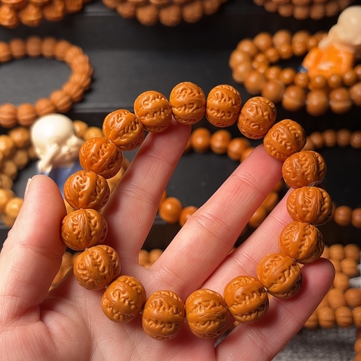 刘***印猴头核桃手串去去小心翼翼我