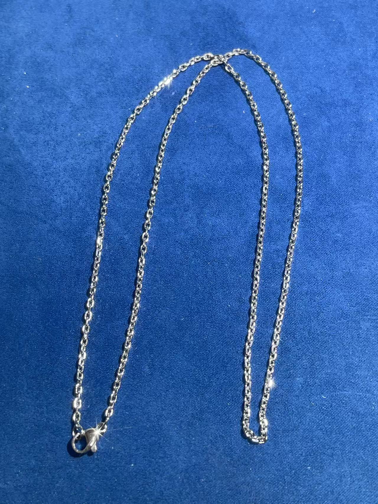 a1371白色长方项链多样性发货