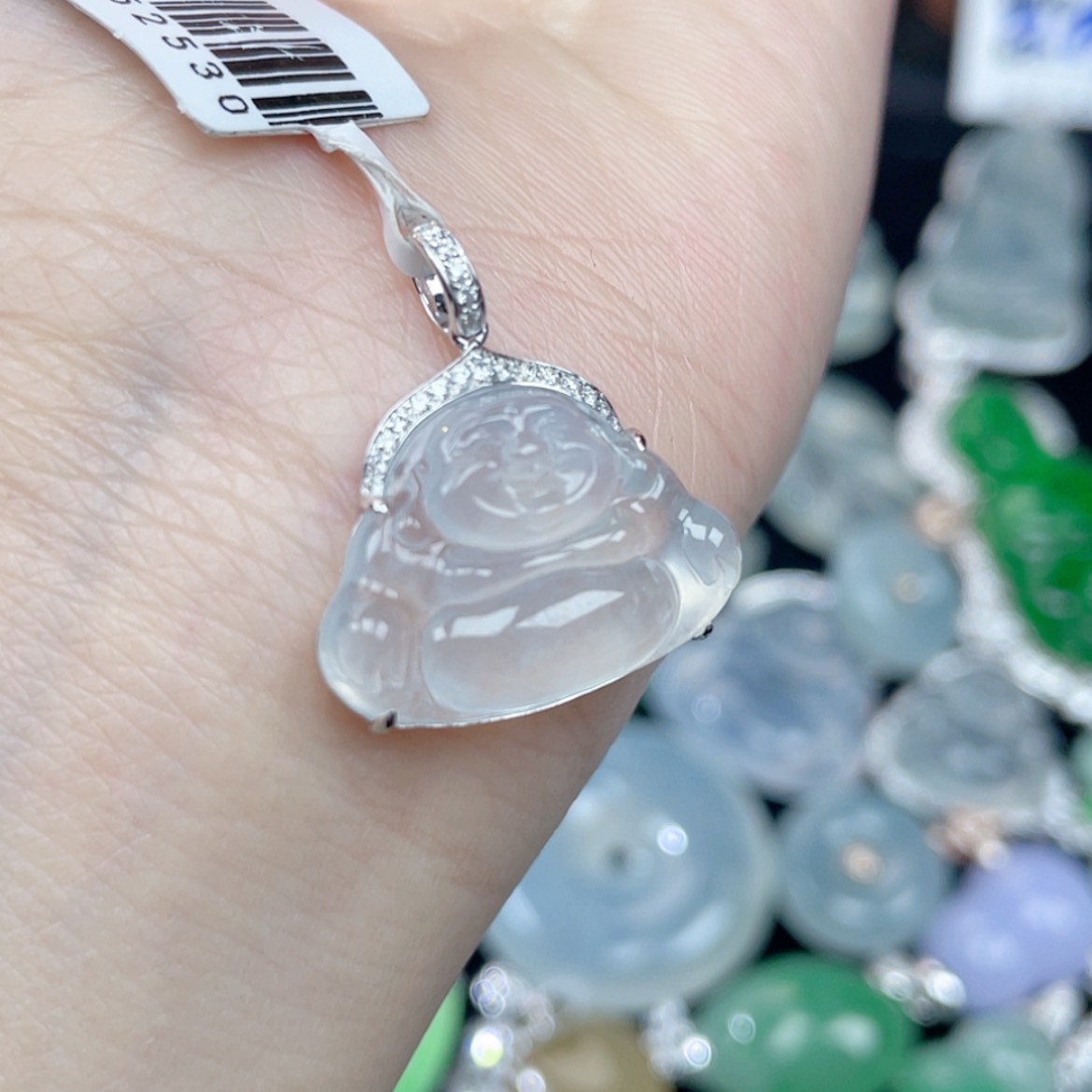 【闪购商品】翡翠颈饰18K金镶嵌翡翠