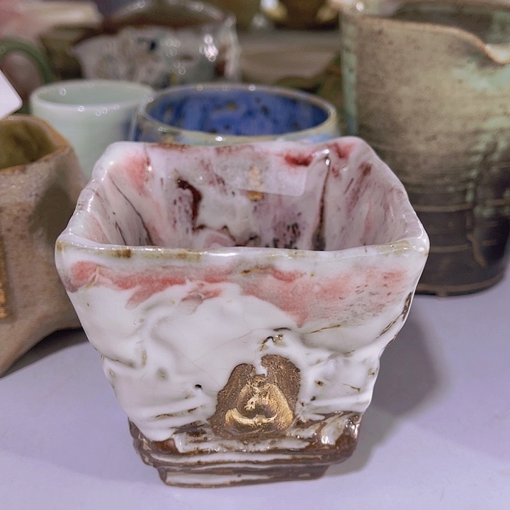 福利待遇多多哦哦哦