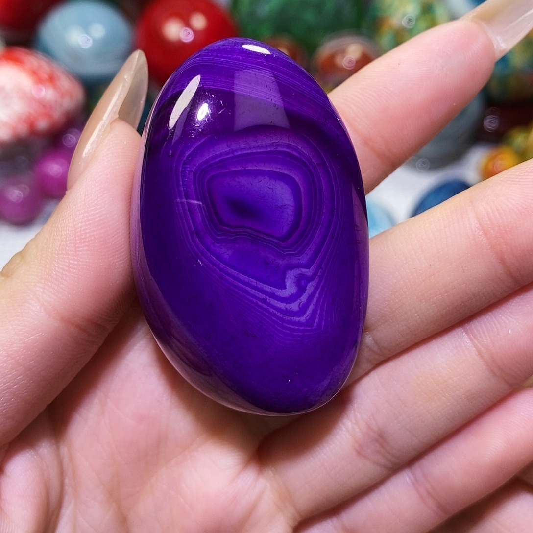 倾***城玛瑙/玉髓未镶嵌珠宝奇石