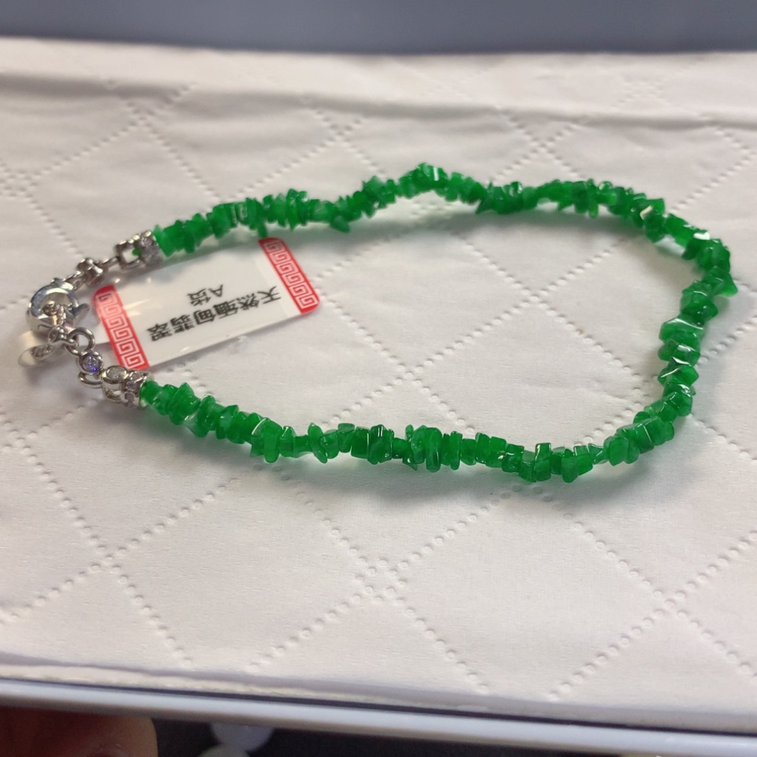 翡翠未镶嵌颈饰手串