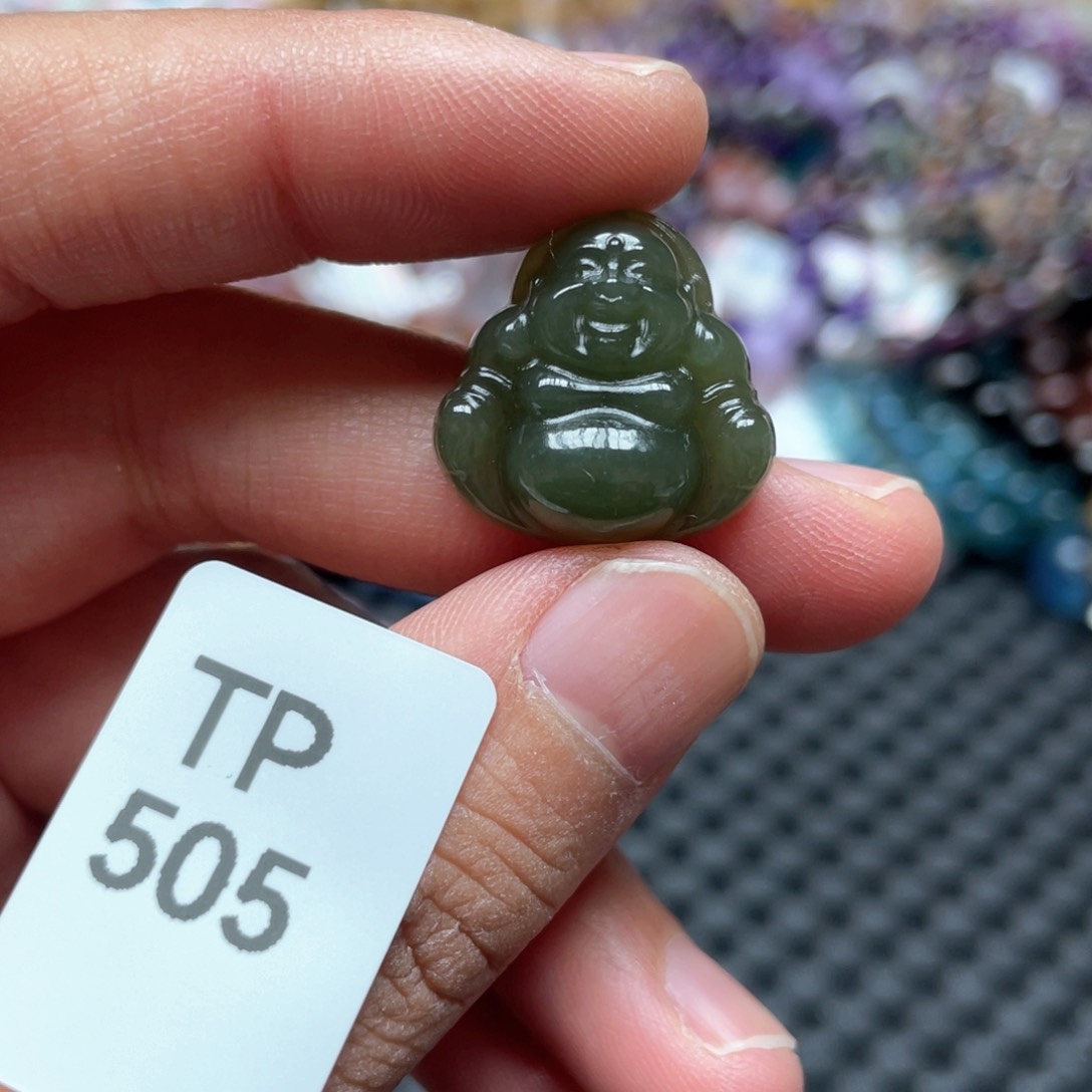 和田玉吊坠未镶嵌