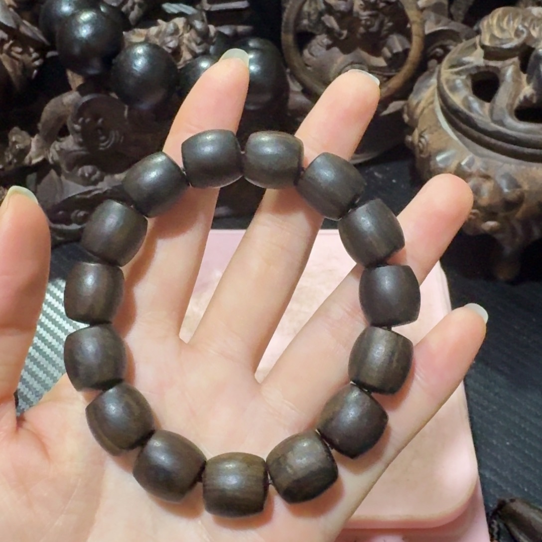 木家居用品摆件等