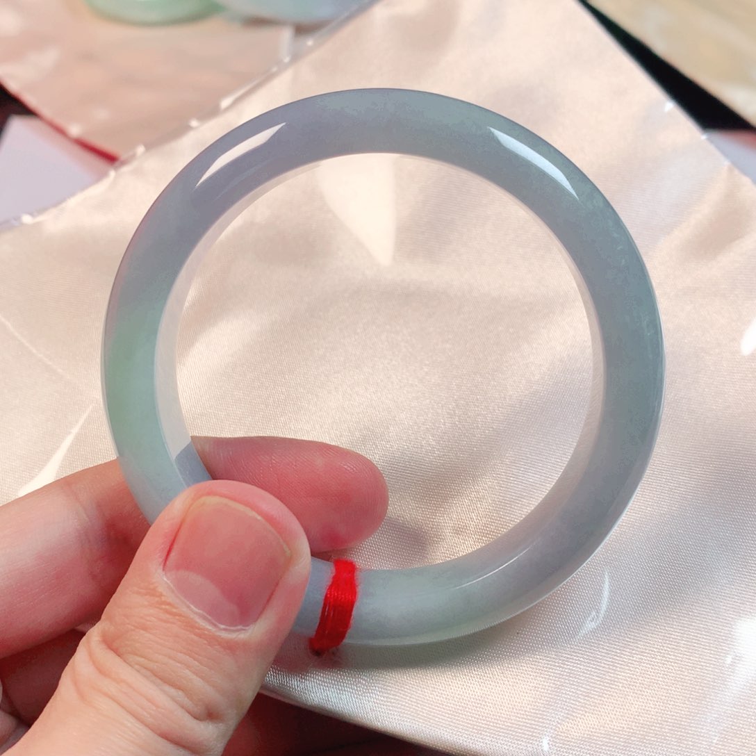 翡翠手镯未镶嵌翡翠手镯1402