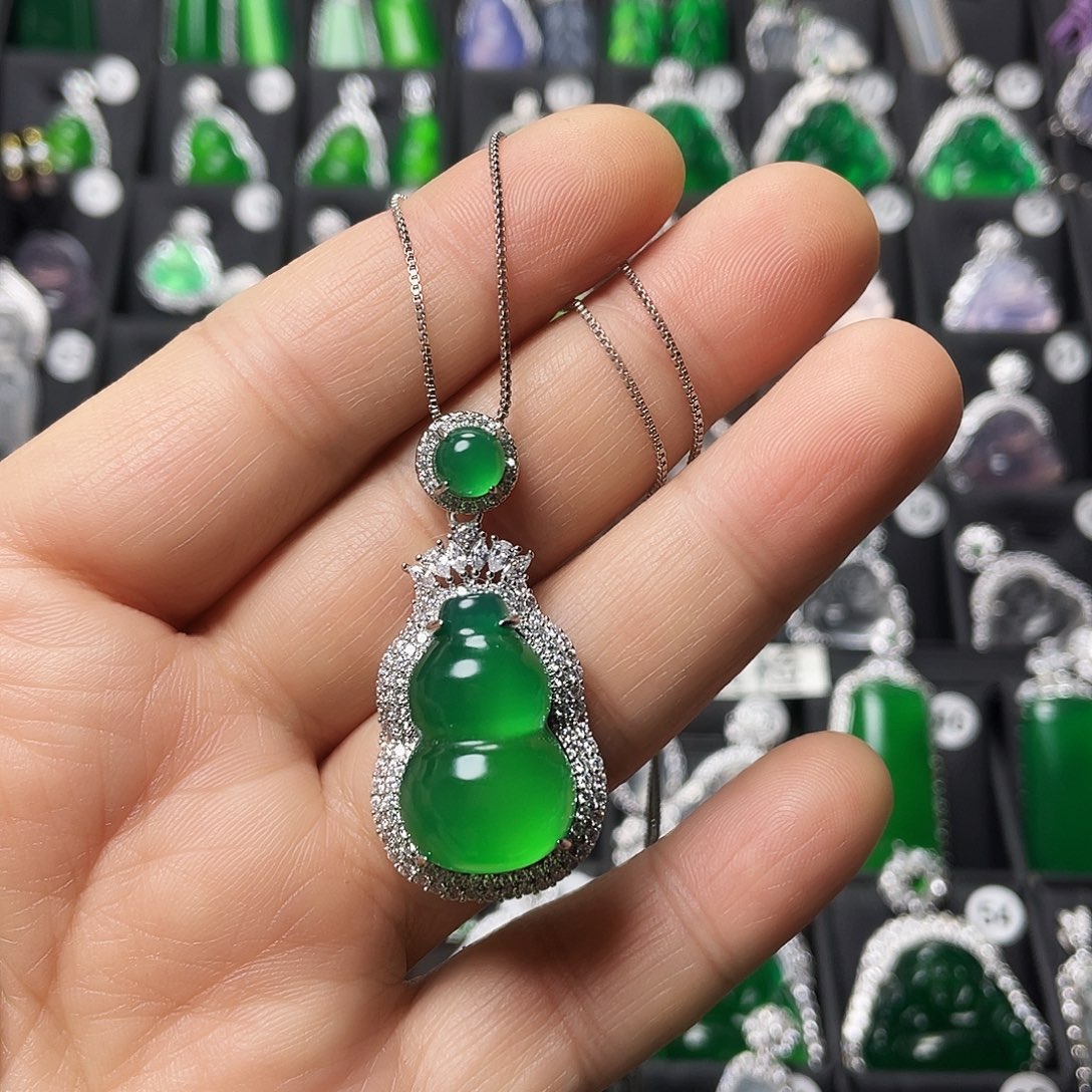 玛瑙/玉髓合金颈饰