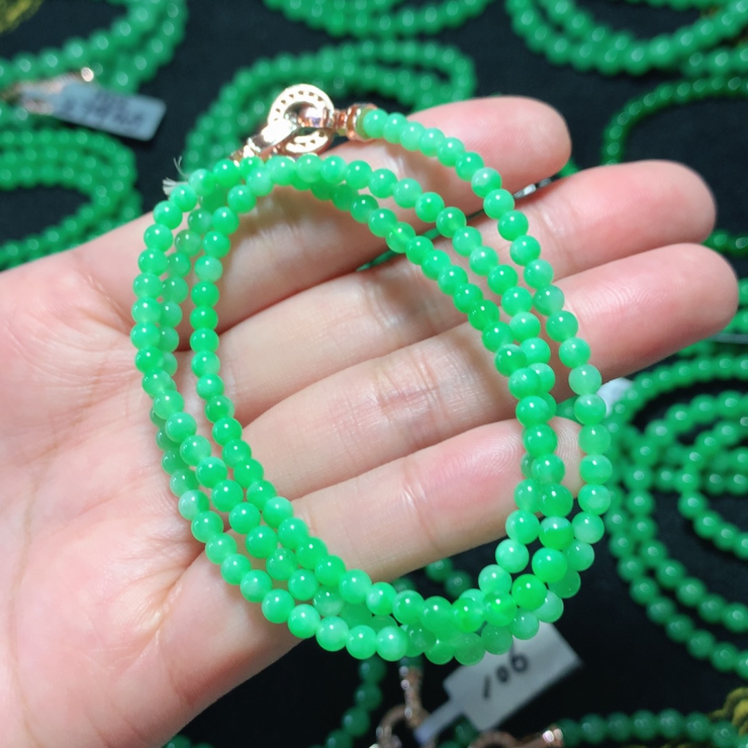 翡翠未镶嵌颈饰缅甸翡翠