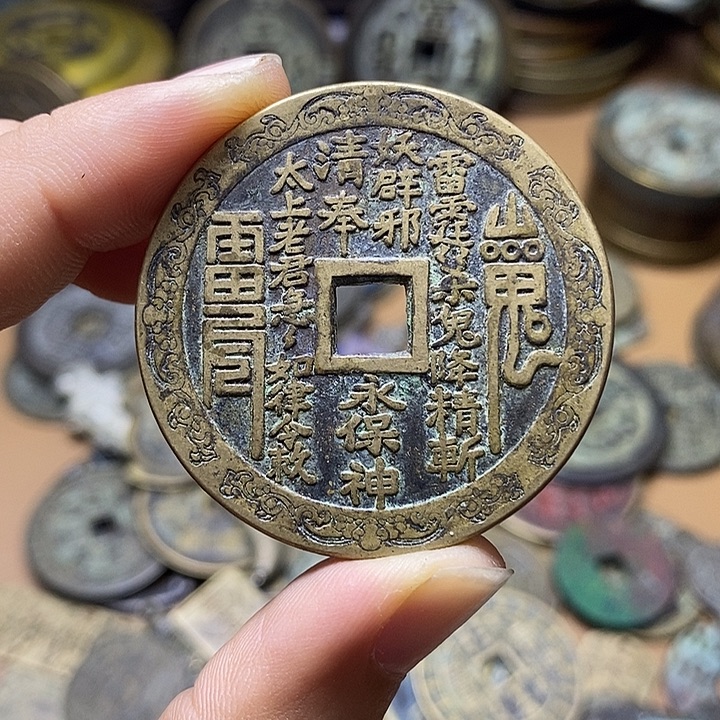 铜铁合金类工艺品