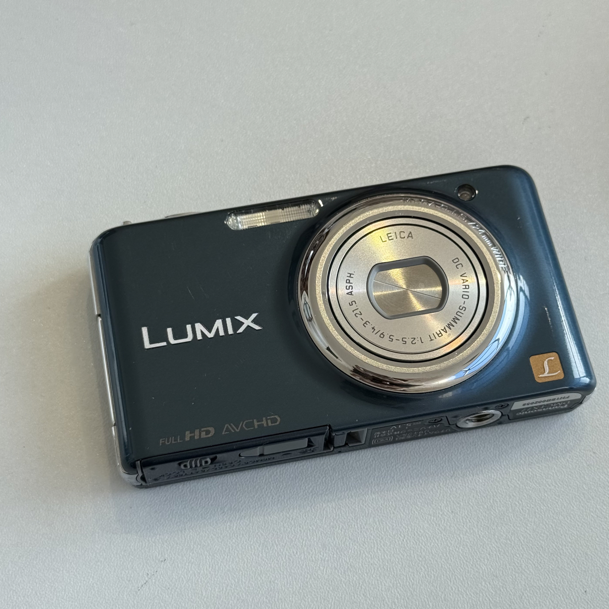 9新 Panasonic/松下 松下fx77冷白皮柔焦适合新手滤镜多带配件