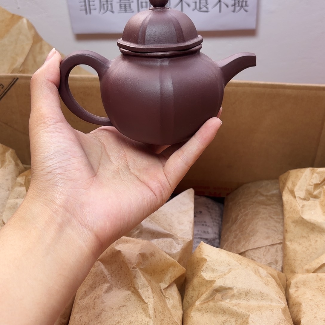 甄选宜兴本土紫砂壶