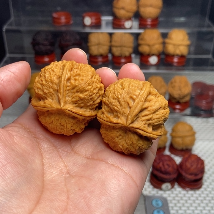 文玩核桃把件七星三棱37