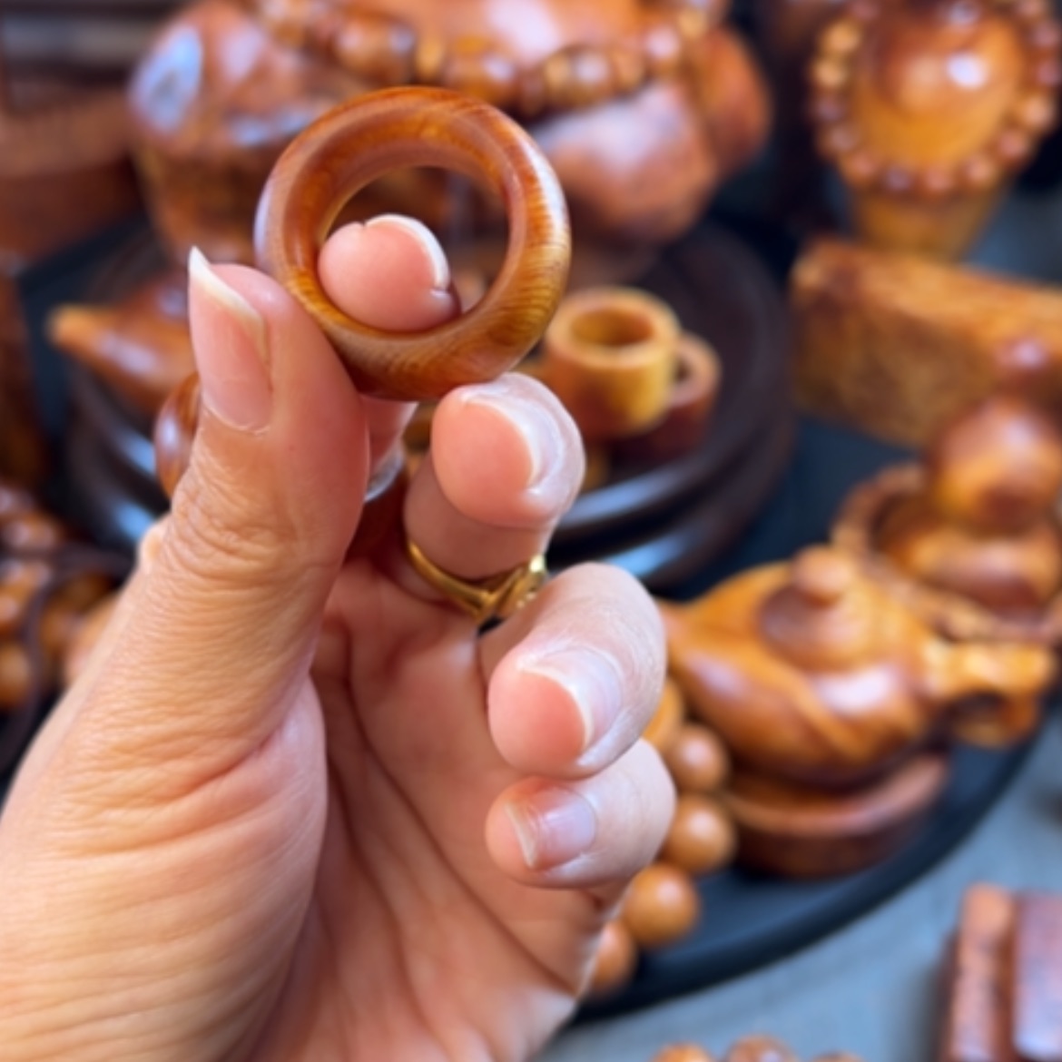 【闪购商品】松木（琥珀木）把件