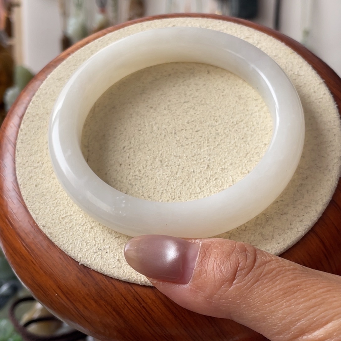 和田玉未镶嵌手镯60圈白玉