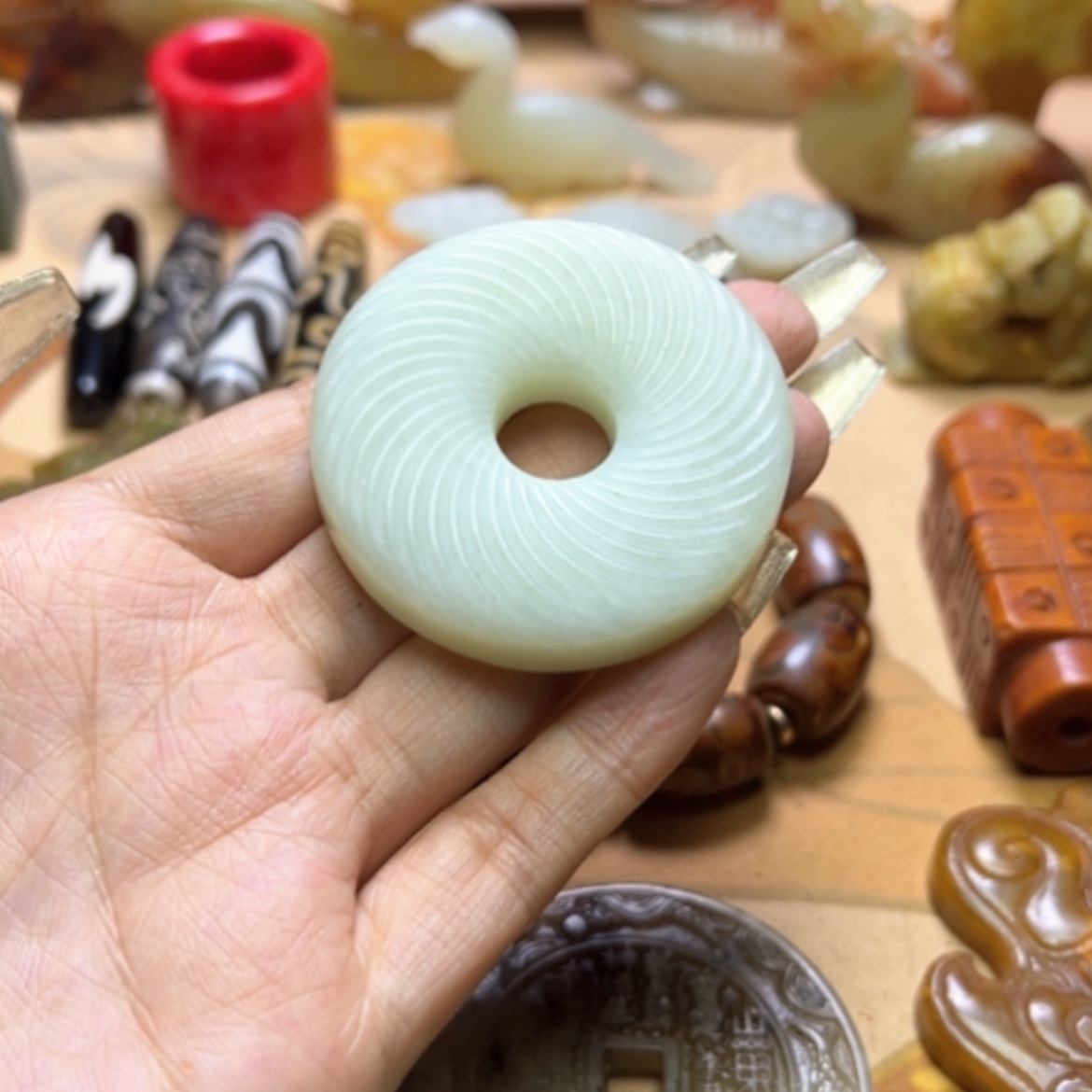 【闪购商品】蛇纹石玉颈饰未镶嵌