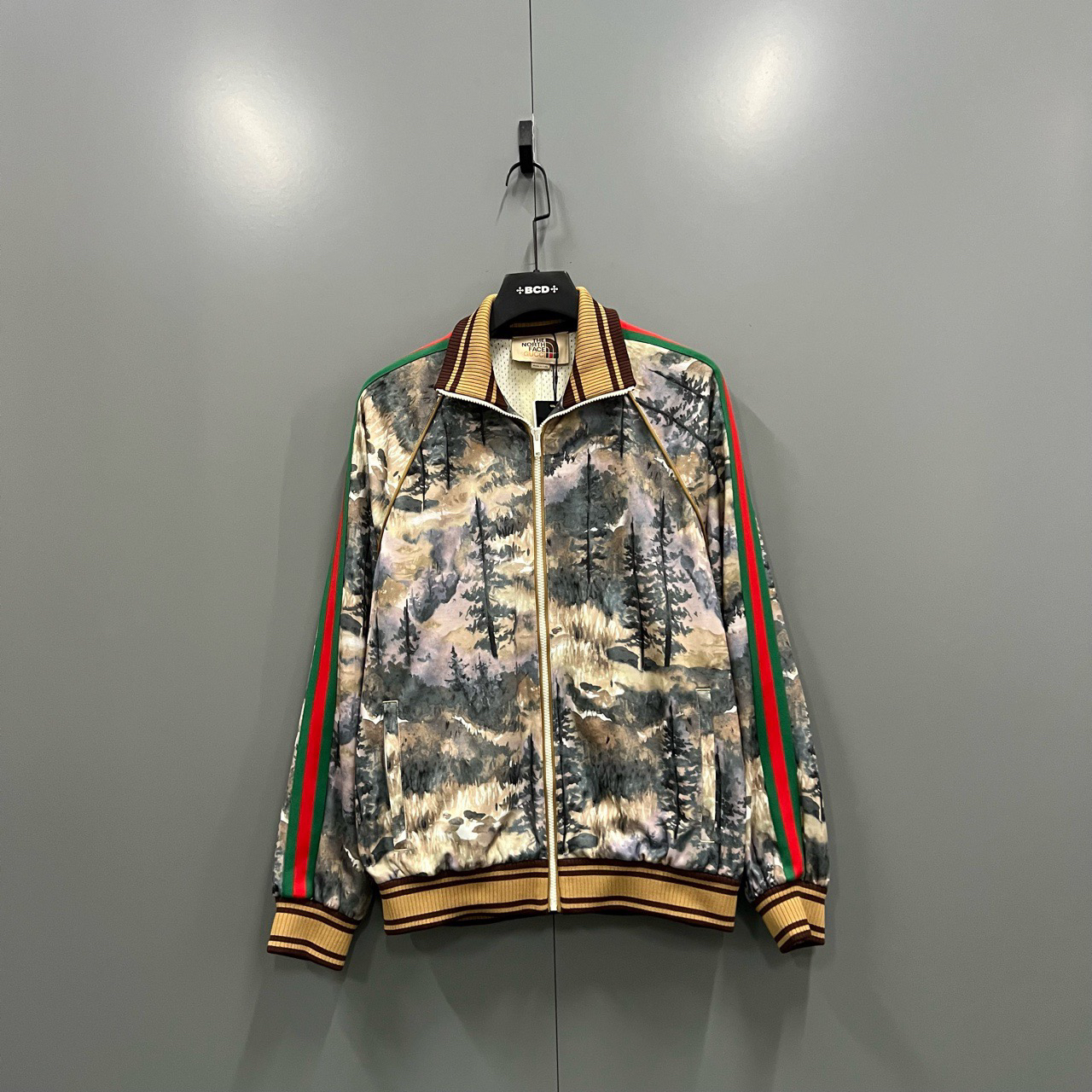 99新 GUCCI/古驰 （jp）205花卉满印条纹拉链外套 S码