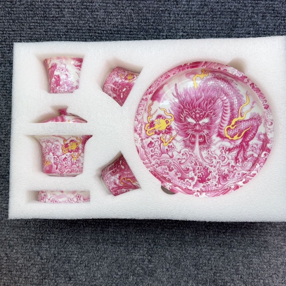 盖碗很好看很精致