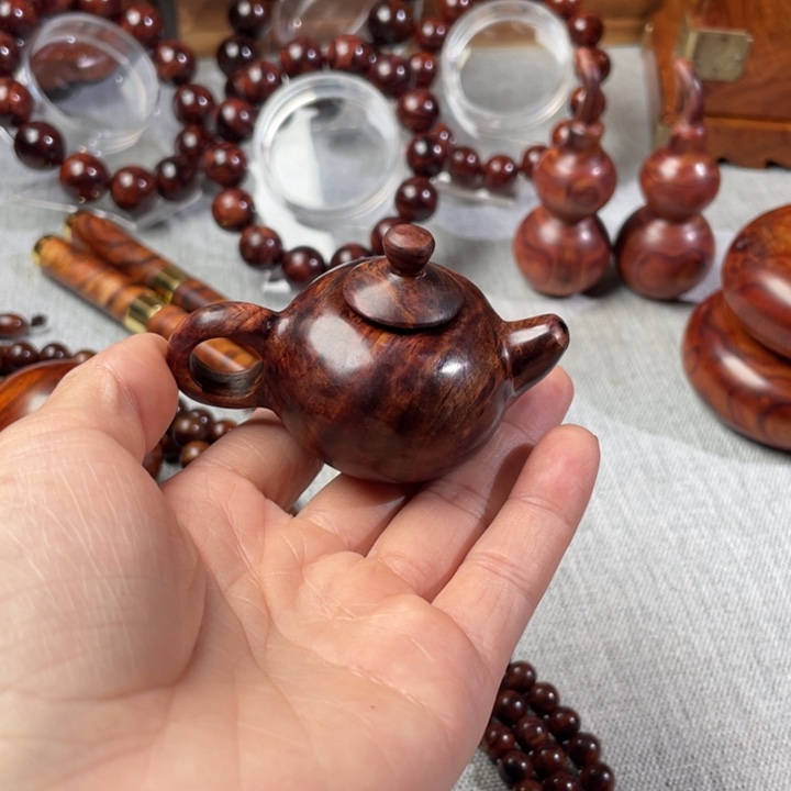 大***乐海南黄花梨小茶壶