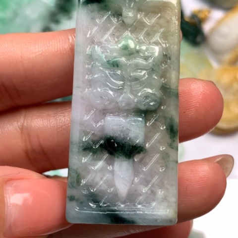 定制翡翠未镶嵌翡翠