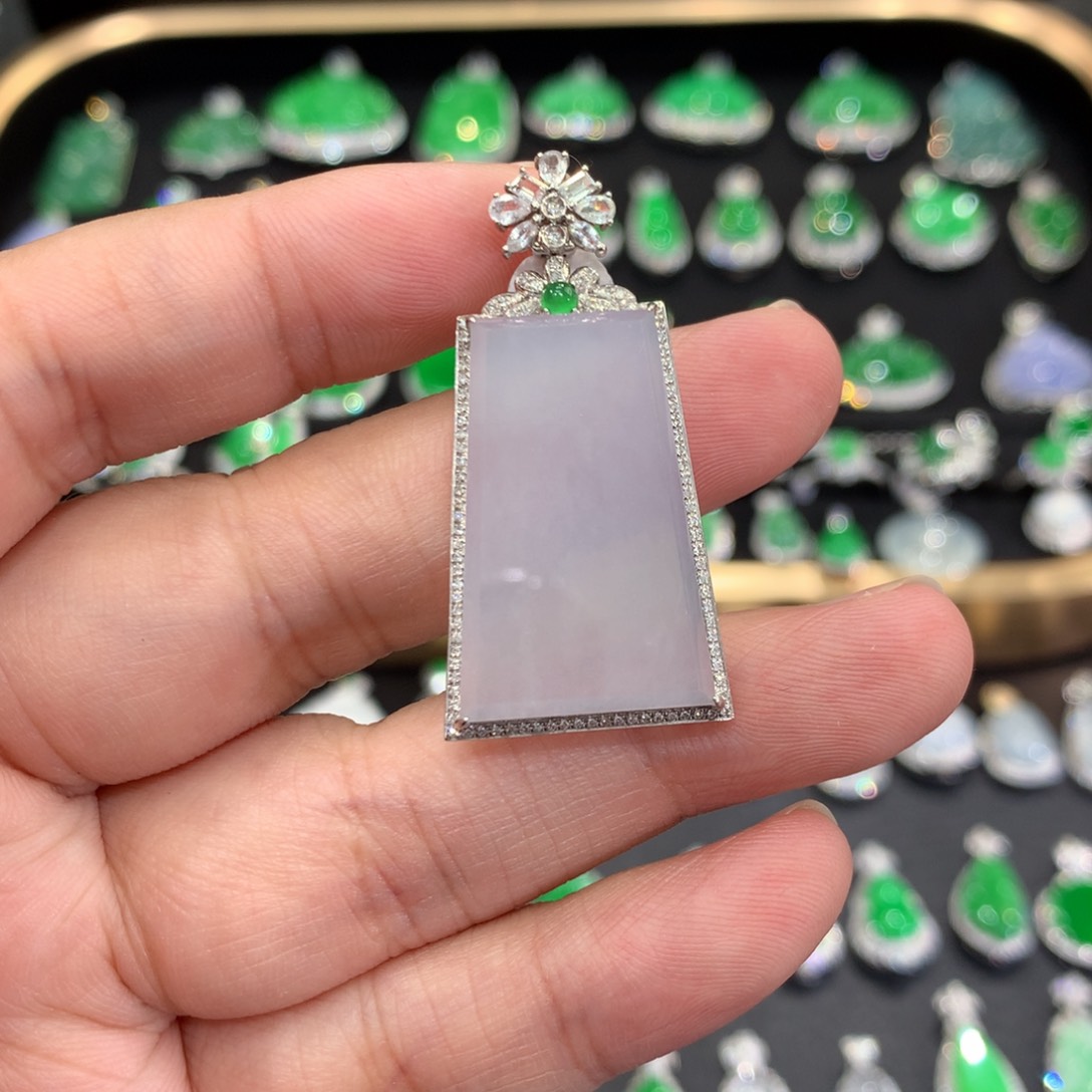 翡翠18K金镶嵌吊坠(不含链)吊坠